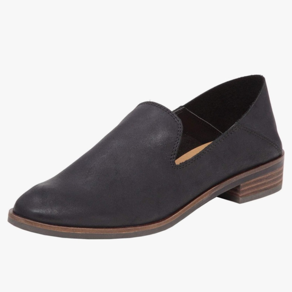 LUCKY BRAND navy leather loafer